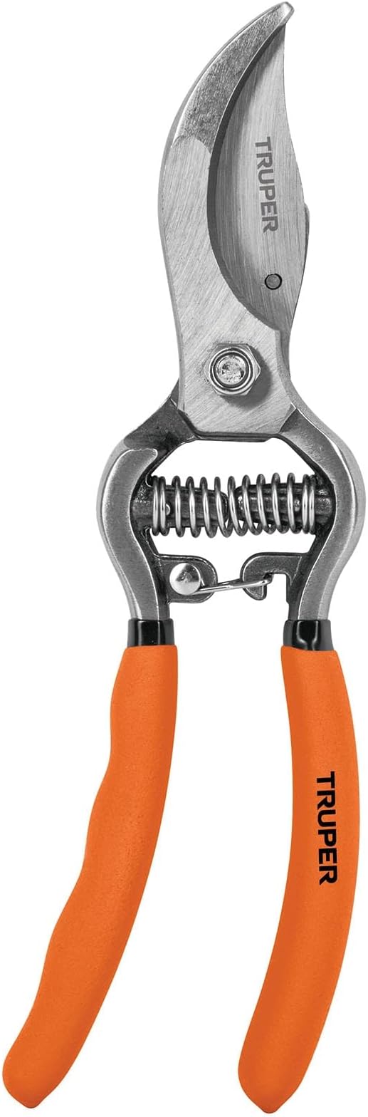 Imagen de TIJERA FORJADA PARA PODA DE 8-1/2" PARA JARDINERIA TRUPER