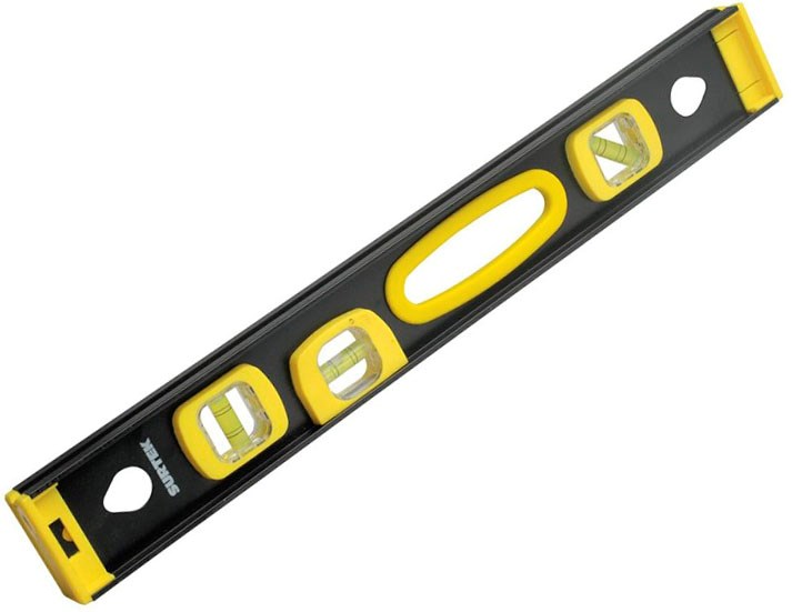 Imagen de NIVEL DE ALUMINIO PROFESIONAL 24" SURTEK
